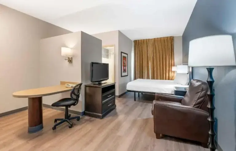 American Suite Hotels Lifestyle: Definitive Guide & Market Analysis